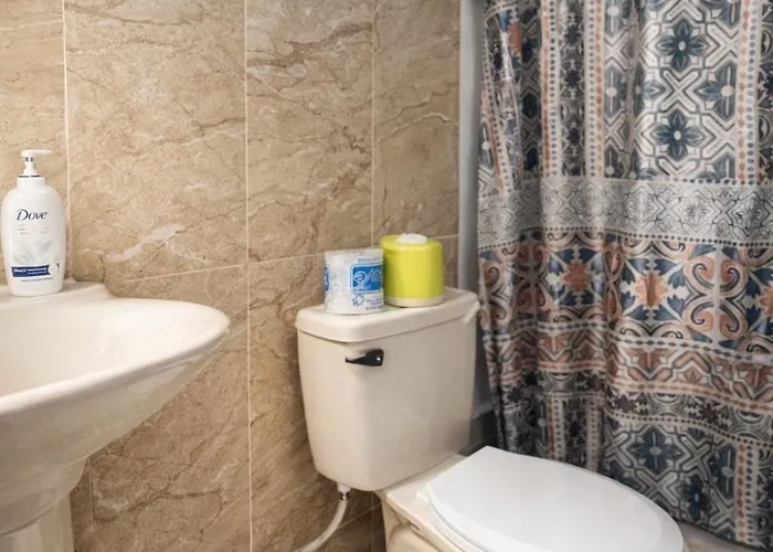 Apartment Sunshine Hideaway, Secure Parking And Fast Wifi
